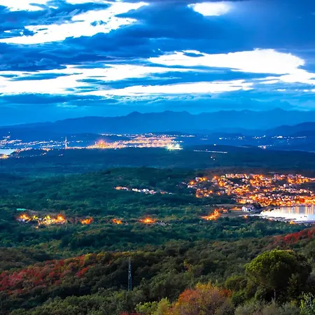 In - Insel Krk 13571 * Šilo