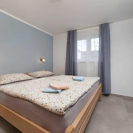 In - Insel Krk 13571 Apartament Šilo